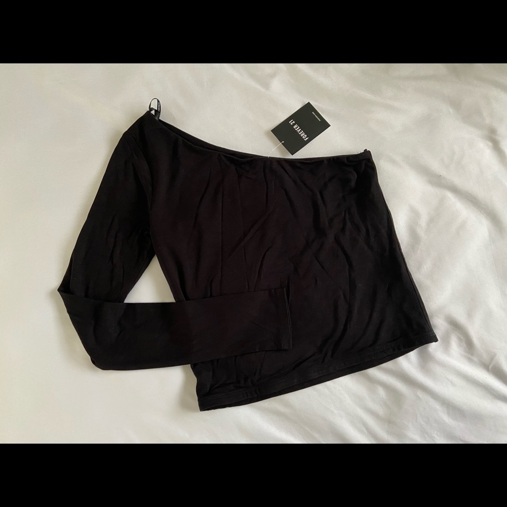 Woman’s top (blouse) bundle - Picture 7 of 9